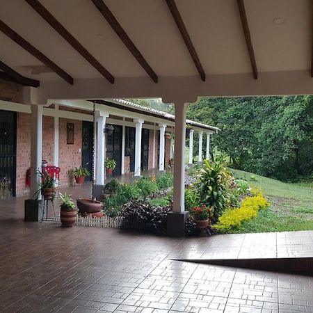 Parcela Villa Cristal Попаян Экстерьер фото