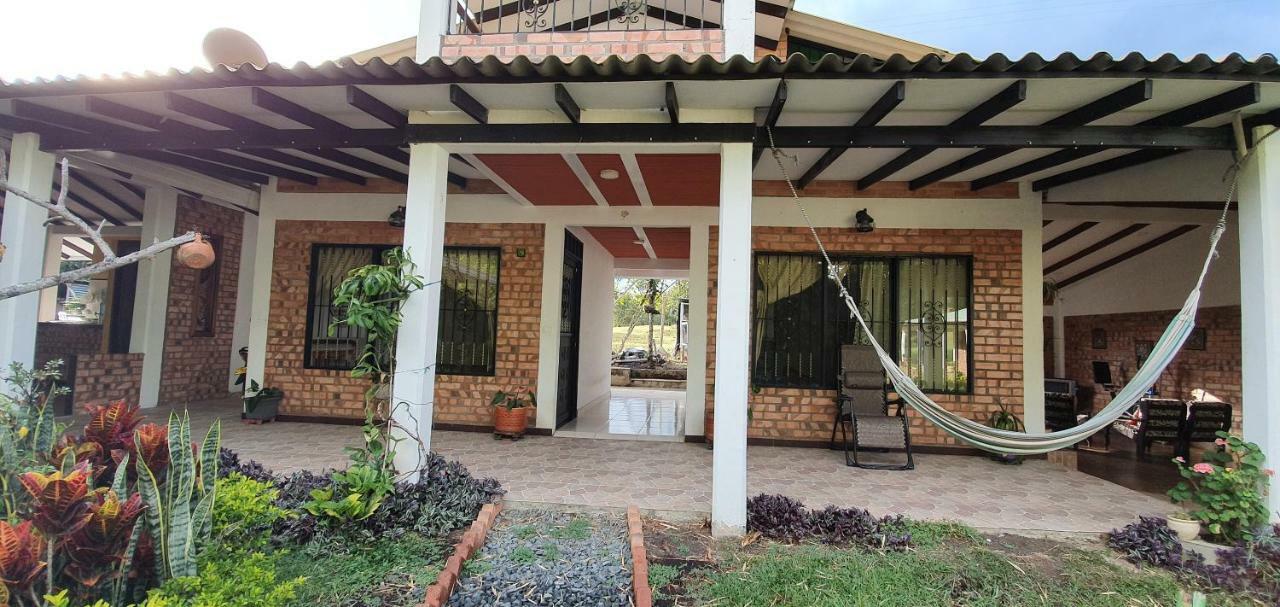 Parcela Villa Cristal Попаян Экстерьер фото